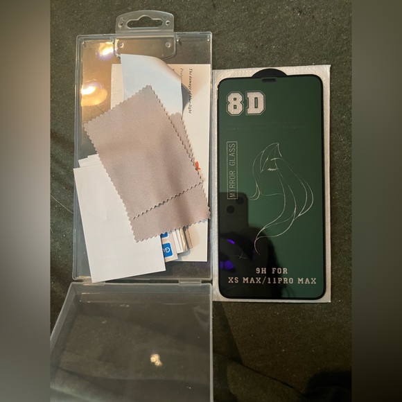 iPhone XS Max/ iPhone 11 Pro Max Tempered Glass Screen Protector- 1 pack *NEW* - Picture 7 of 8